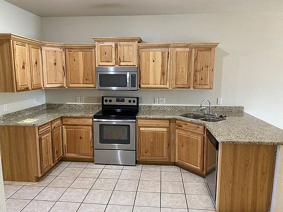 2nd image of 4717B Harvard Ave