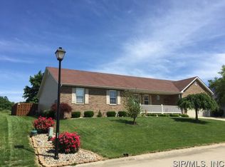 1606 Classen Dr, Belleville, IL 62220
