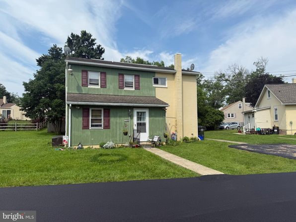 1552 E Philadelphia Ave UNIT B