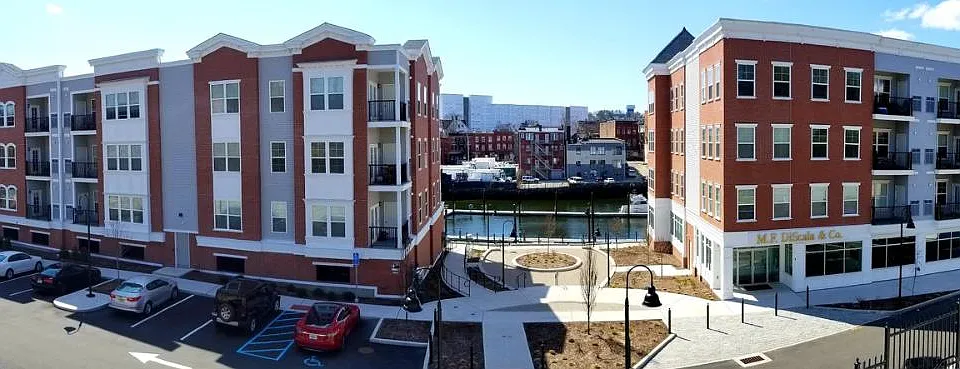 Head of the Harbor South