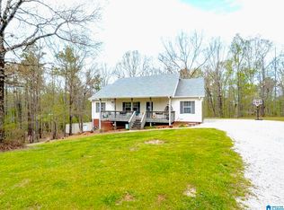 3965 Black Hawk Dr, Bessemer, AL 35022