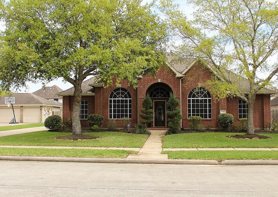 1st image of 3209 W Oaks Blvd