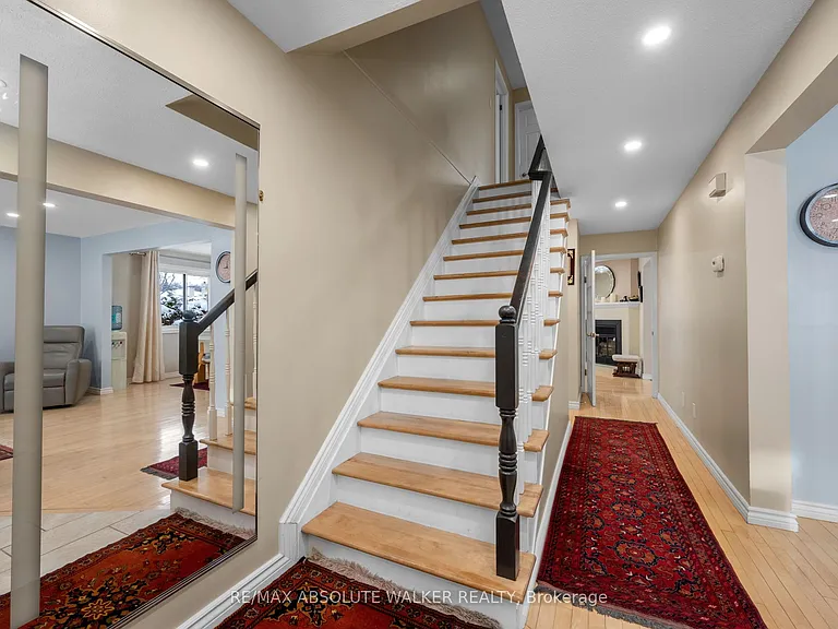 1849 Montereau Ave — Photo 19