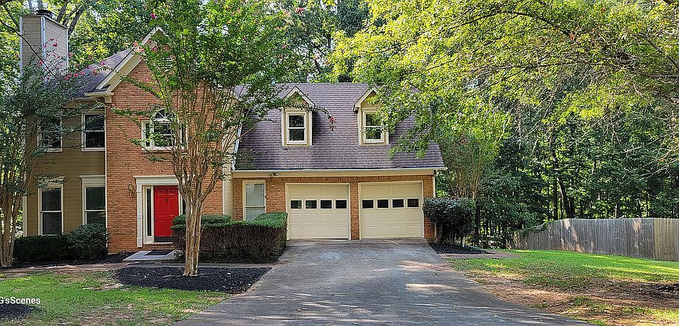 1st image of 940 Brookmont Dr SW