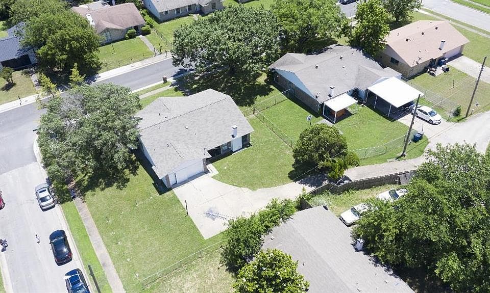 1st image of 7831 Mirage Valley Dr