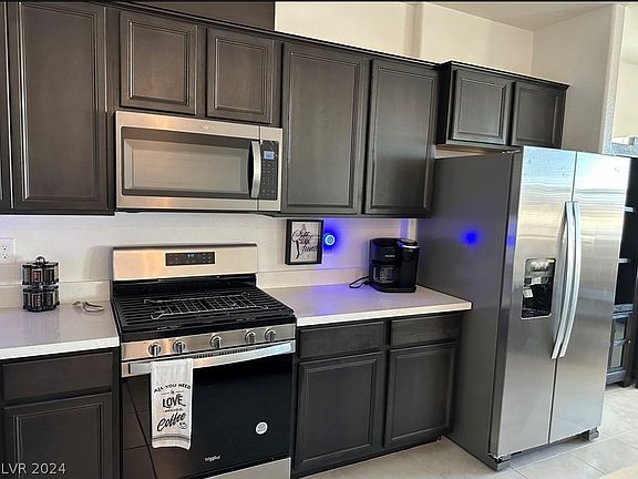 5th image of 607 Sedum Ave