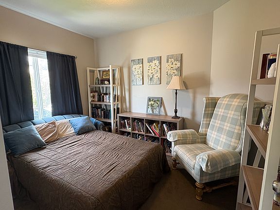 5th image of 1217 Hillshire Dr