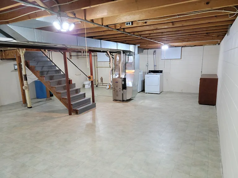 1479 Redfield St — Photo 26