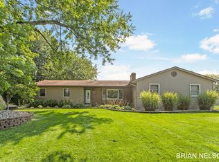 6959 Meadowcreek Dr, Hudsonville, MI 49426