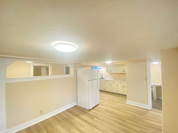 4th image of 14 Linwood St #2