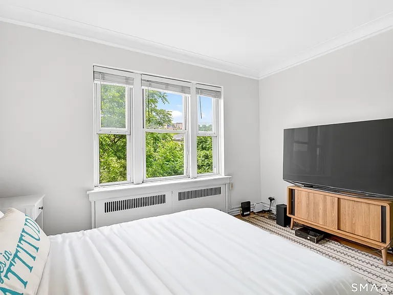 70 Strawberry Hill Ave #6-3C — Photo 9