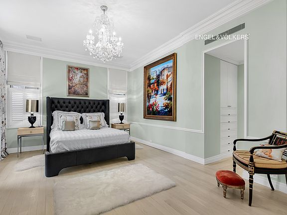 2nd image of 1060 5th Ave #2D