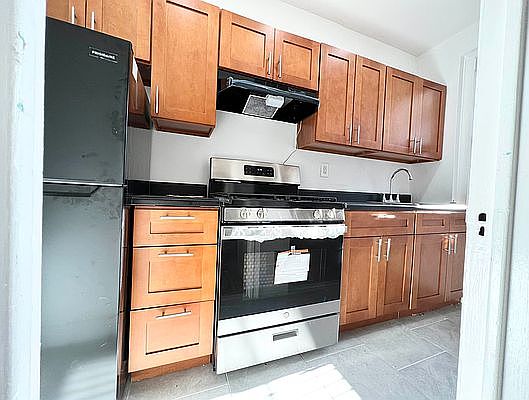 1st image of 77 Cooper St Unit 6B