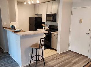 Eos Twenty-one, Alexandria, VA 22304