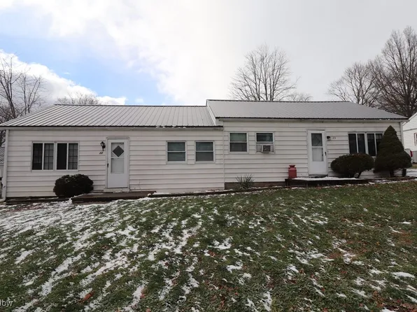 2223 Gish Rd, Rittman, OH 44270