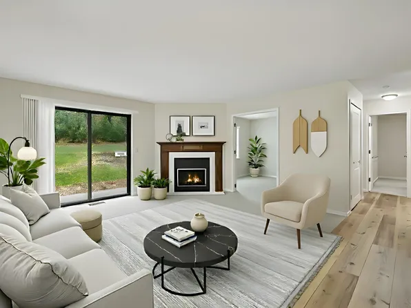 6877 Langford Dr, Edina, MN 55436