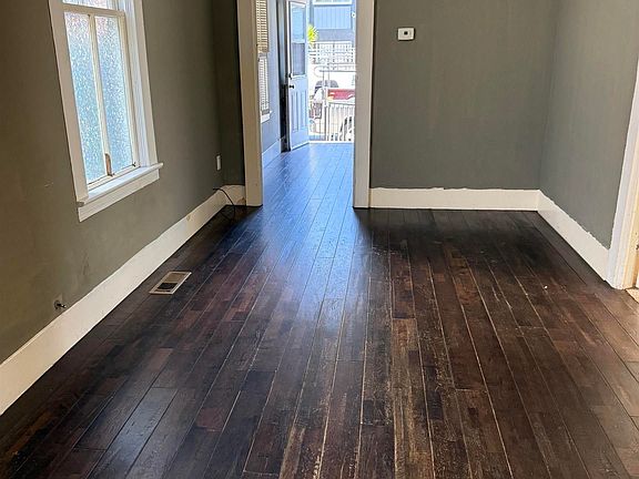 3rd image of 249 15th St