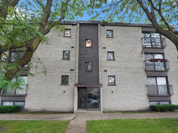 5200 N Rockwell St APT 3N, Chicago, IL 60625