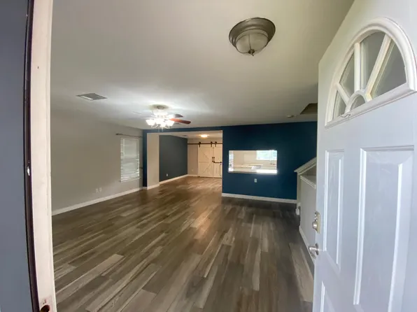 181 Kristen Dr, Kyle, TX 78640