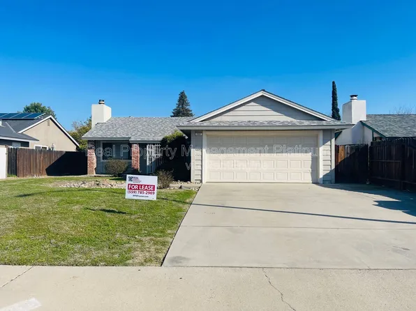 2967 Terry Ave, Clovis, CA 93612