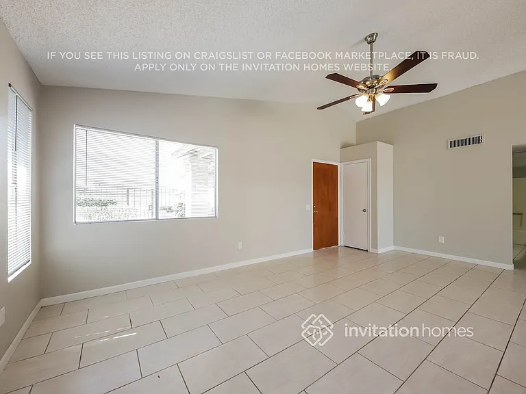 6956 W Northview Ave — Photo 3