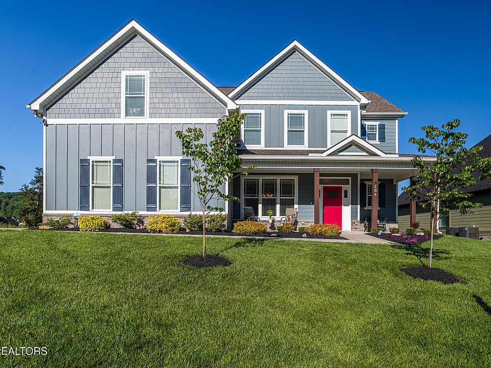 1st image of 104 Black Oak Dr