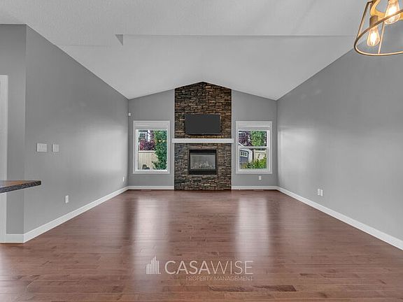 5th image of 6949 Evans Wynd NW