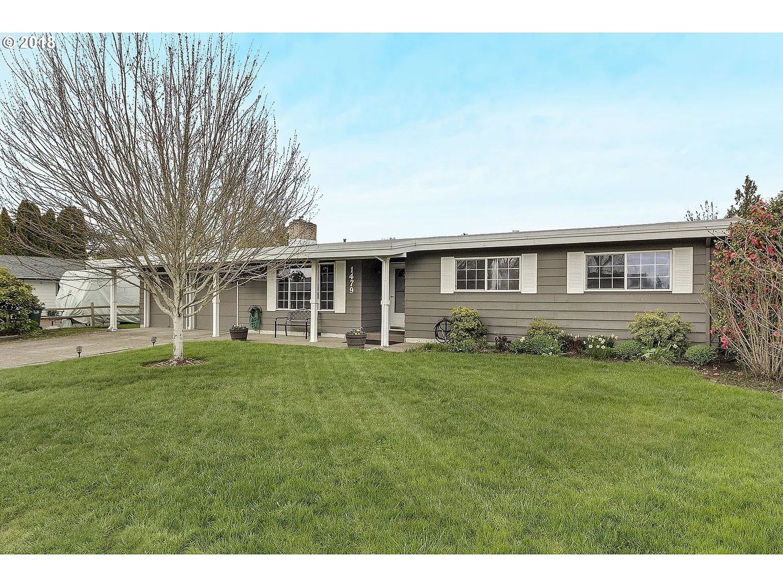 1479 NE Barberry Dr photo 1