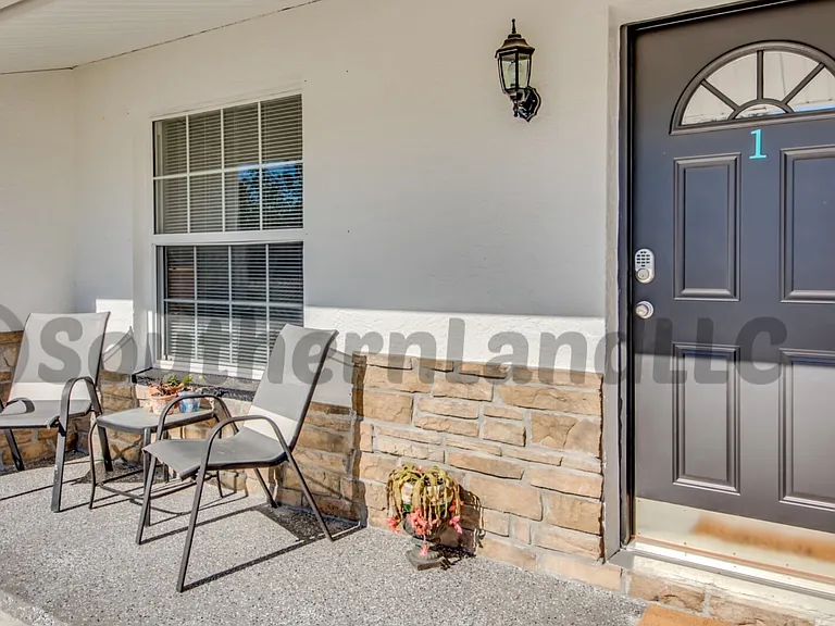 11594 1st Ave #1 — Photo 6