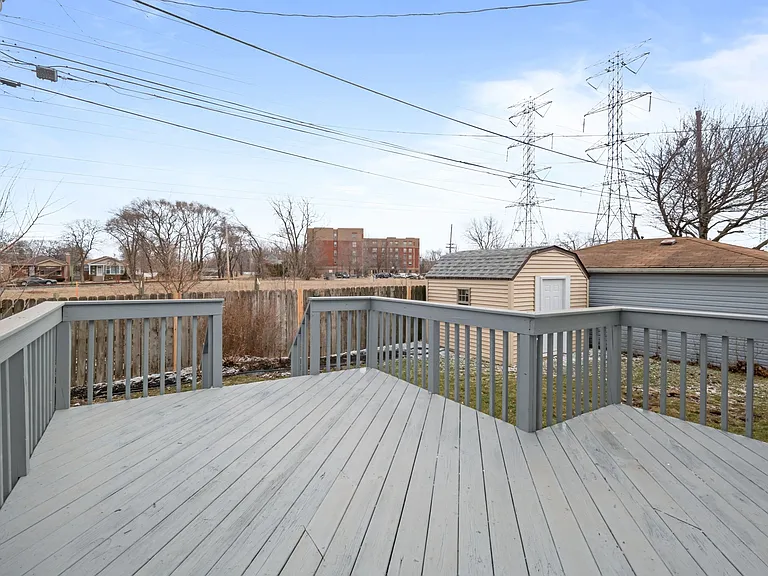 13527 S Mackinaw Ave — Photo 21