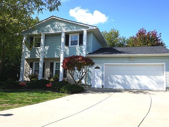 2nd image of 1301 Melody Ln