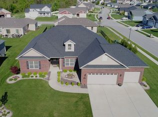 1300 Hollander Ct, O'Fallon, IL 62269