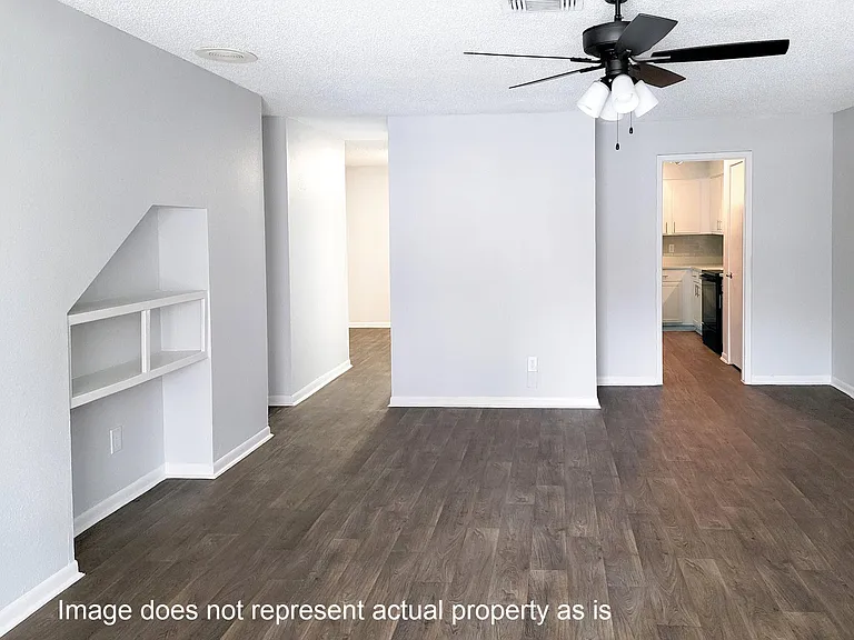 2202-K08 Place Rebecca Ln — Photo 6