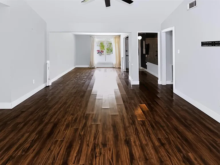 11930 Ashcroft Dr — Photo 14