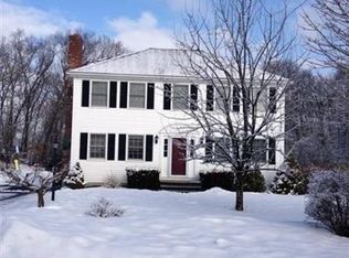 10 Centerville Ln, Bellingham, MA 02019