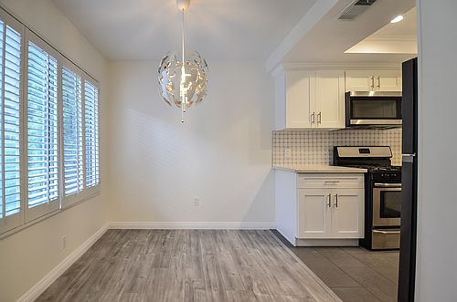 4th image of 56 N Michigan Ave APT 3