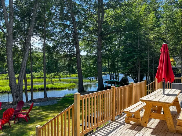 181 Spruce Dr, Thendara, NY 13472