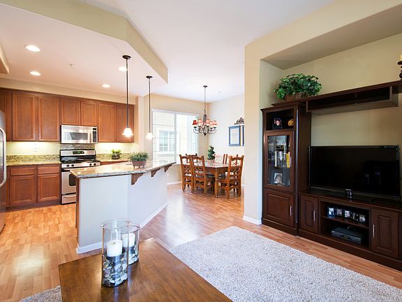 Kitchen/Dining Room Combo