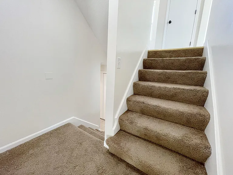 1415 La Chateau Dr — Photo 36