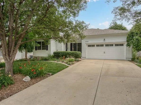 16313 S Chester St, Olathe, KS 66062