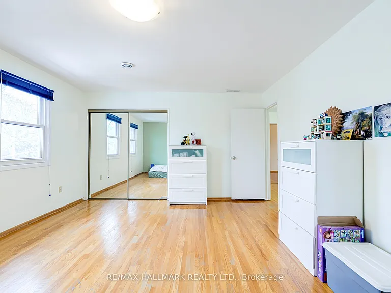 34 Harringay Cres — Photo 28