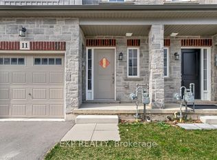 11 Garlent Ave, Hamilton, ON L9K 0J9