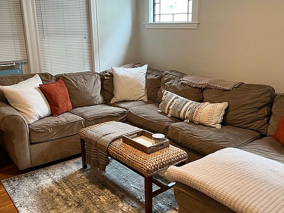2nd image of 186 Atlantic St #1