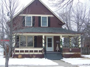 423 2nd Ave NE, Jamestown, ND 58401