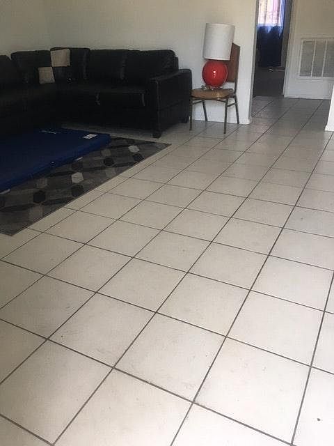 2nd image of 1842 Harvard St #2