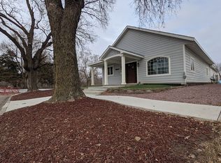 127 N Marshall St, Rock Rapids, IA 51246