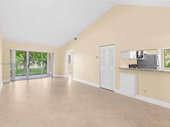 3rd image of 1139 Coral Club Dr #1139