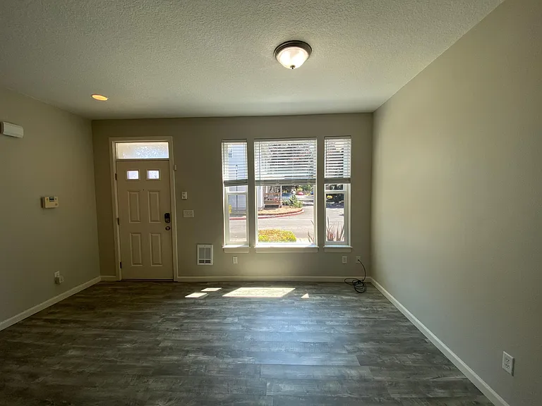 18441 Annamae Ln — Photo 4