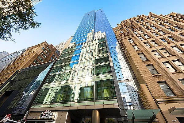 Rented by Compass | media 38