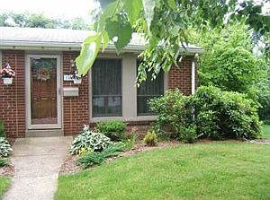 2nd image of 1612 Fairmont Dr